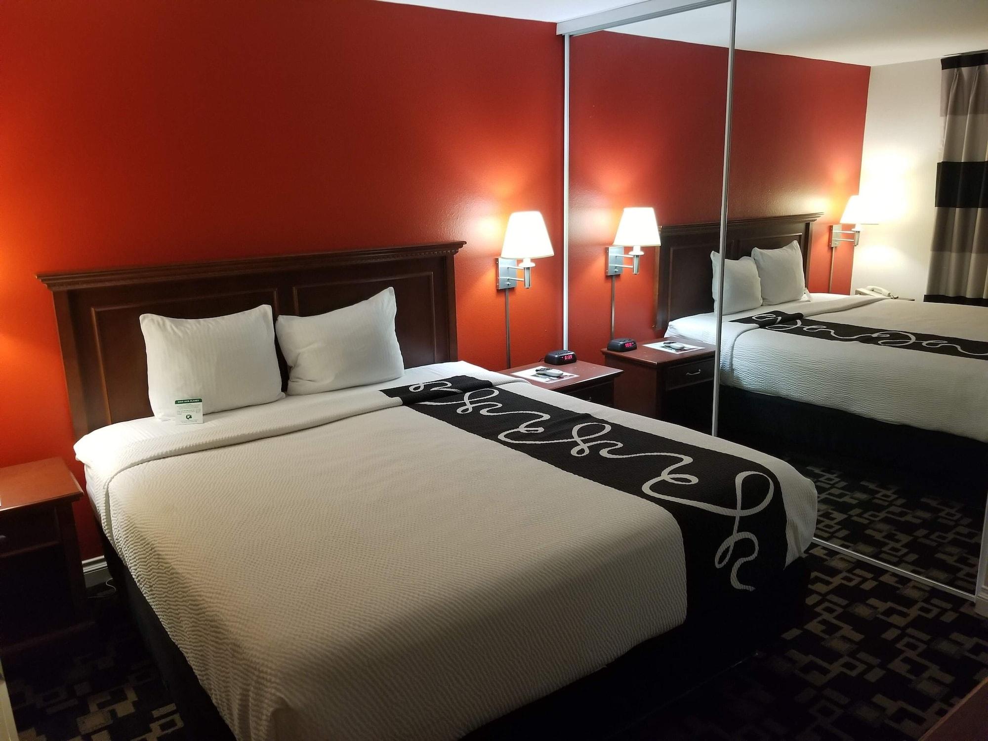 Ramada By Wyndham Oceanside Hotell Eksteriør bilde